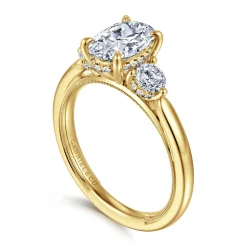 Outlet Gabriel & Co. Abbi - 14K Yellow Gold Oval Three Stone Diamond Engagement Ring