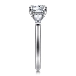 Outlet Gabriel & Co. Acacia - 14K White Gold Round Three Stone Diamond Engagement Ring