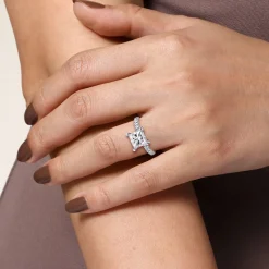 Sale Gabriel & Co. Amira - 14K White Gold Princess Cut Diamond Engagement Ring