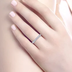 Outlet Gabriel & Co. Andalucia - 14K White Gold Shared Prong Diamond Eternity Band - 1.5 ct