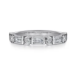 Outlet Gabriel & Co. Billie - 14K White Gold Bezel Set Baguette and Round Diamond Anniversary Band - 0.55 ct