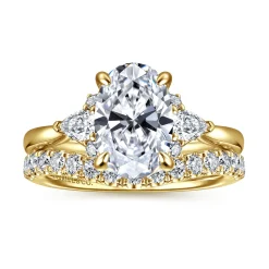 Discount Gabriel & Co. Boa - 14K Yellow Gold Oval Three Stone Diamond Engagement Ring