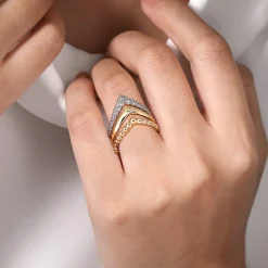 Online Gabriel & Co. Bujukan Punk - 14K Yellow Gold Triple Row Bujukan Chevron Diamond Ring