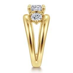 Online Gabriel & Co. Danni - 14K Yellow Gold Cushion Cut Three Stone Diamond Engagement Ring