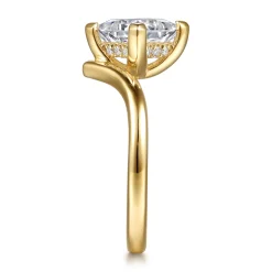 Discount Gabriel & Co. Dante - 14K Yellow Gold Chevron Princess Cut Diamond Engagement Ring
