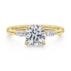 Outlet Gabriel & Co. Dela - 14K Yellow Gold Round Three Stone Diamond Engagement Ring