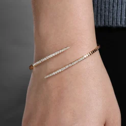 New Gabriel & Co. Demure - 14K Rose Gold Split Bypass Diamond Bangle