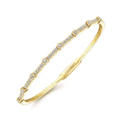 Outlet Gabriel & Co. Demure - 14K Yellow Gold Bezel Station Diamond Bangle