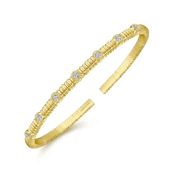 Hot Gabriel & Co. Demure - 14K Yellow Gold Diamond Bangle