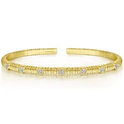 Hot Gabriel & Co. Demure - 14K Yellow Gold Diamond Bangle