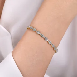 Gabriel & Co. Demure - 14K Yellow Gold Diamond Bangle
