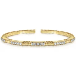 New Gabriel & Co. Demure - 14K Yellow Gold Diamond Bangle