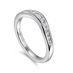 Outlet Gabriel & Co. Deux - Curved 14K White Gold Channel Set Diamond Anniversary Band - 0.25 ct