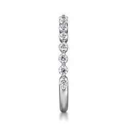 Discount Gabriel & Co. Devinne - Platinum Single Prong Diamond Anniversary Band - 0.5 ct