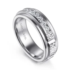 Outlet Gabriel & Co. Enzo - 14K White Gold Diamond Men's Wedding Ring in Sand Blast Finish