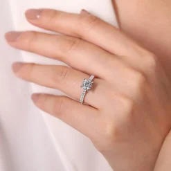 Outlet Gabriel & Co. Erica - 14K White Gold Round Diamond Engagement Ring