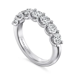 Sale Gabriel & Co. Feline - 14K White Gold Scallop Setting 7 Stone Diamond Anniversary Band - 1.54 ct