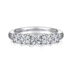 Outlet Gabriel & Co. Feline - 14K White Gold Scallop Setting 5 Stone Diamond Anniversary Band - 1.1 ct