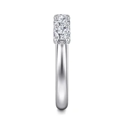 Outlet Gabriel & Co. Feline - 14K White Gold Scallop Setting 5 Stone Diamond Anniversary Band - 1.1 ct