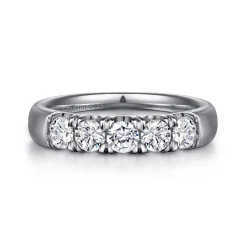 Outlet Gabriel & Co. Ferrara - Platinum 5 Stone French Pave Diamond Anniversary Band - 0.8 ct