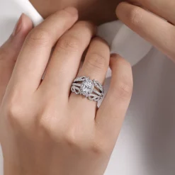 Gabriel & Co. Idina - 14K White Gold Oval Halo Diamond Engagement Ring