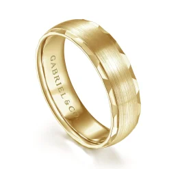 Discount Gabriel & Co. Julian - 14K Yellow Gold 6mm - Satin Finish Men's Wedding Band with Carved Edge