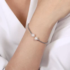 Outlet Gabriel & Co. 14K White Gold Bujukan Diamond and Pearl Split Bangle