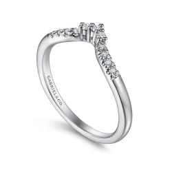 Outlet Gabriel & Co. 14K White Gold Curved V Diamond Wedding Band - 0.1 ct