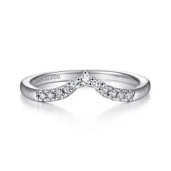 Outlet Gabriel & Co. 14K White Gold Curved V Diamond Wedding Band - 0.1 ct