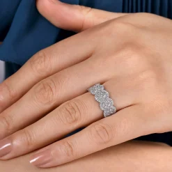 Clearance Gabriel & Co. 14K White Gold Diamond Cluster Oval Station Ring
