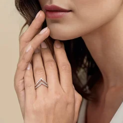 Online Gabriel & Co. 14K White Gold Graduating Diamond Chevron Ring