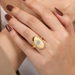 New Gabriel & Co. 14K Yellow Gold Bujukan Oval Diamond Starburst Signet Ring
