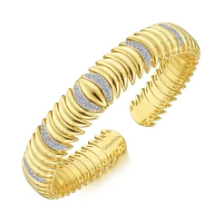 Outlet Gabriel & Co. 14K Yellow Gold Crescent Moon Cuff with Diamond Pave Stations
