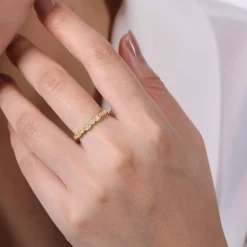 Best Gabriel & Co. 14K Yellow Gold Graduating Station Diamond Stackable Ring