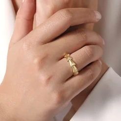 Hot Gabriel & Co. 14K Yellow Gold Overlapping Triangles Stackable Ring