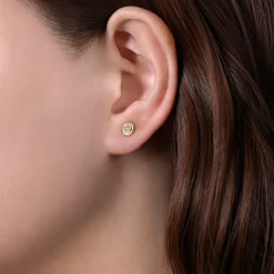 Sale Gabriel & Co. 14K Yellow Gold Round Diamond Stud Earrings