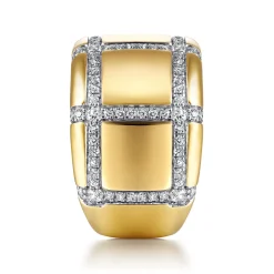 Best Gabriel & Co. 18K Yellow Gold Wide Band Ring with Checkered Diamond Pattern