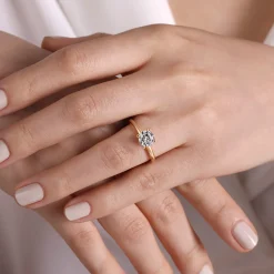 Sale Gabriel & Co. Lark - 14K Rose Gold Round Solitaire Engagement Ring