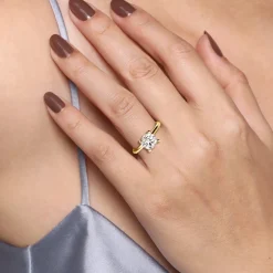 Outlet Gabriel & Co. Lark - 14K Yellow Gold Round Solitaire Engagement Ring