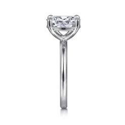 Sale Gabriel & Co. Lark - Platinum Oval Solitaire Engagement Ring