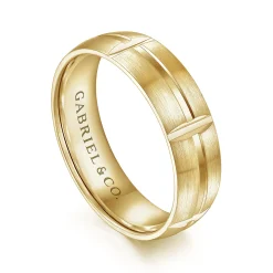 Outlet Gabriel & Co. Levi - 14K Yellow Gold 6mm - Carved Station Men's Wedding Band in Satin Finish