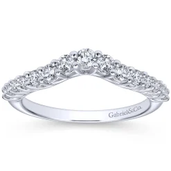 Outlet Gabriel & Co. Libby - Curved 14K White Gold Shared Prong Diamond Wedding Band - 0.5 ct