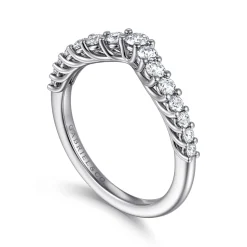 Outlet Gabriel & Co. Libby - Curved 14K White Gold Shared Prong Diamond Wedding Band - 0.5 ct