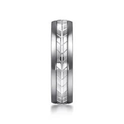New Gabriel & Co. Mens Alternative 6mm Beveled Tantalum and 14K White Gold Band