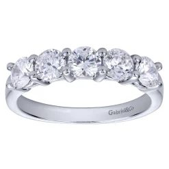 Outlet Gabriel & Co. Messina - 14K White Gold Round 5 Stone Shared Prong Diamond Anniversary Band - 1.2 ct