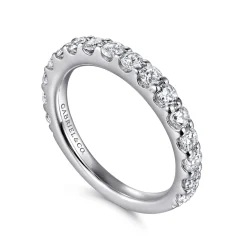 Outlet Gabriel & Co. Montreal - Platinum Shared Prong Diamond Wedding Band - 1 ct