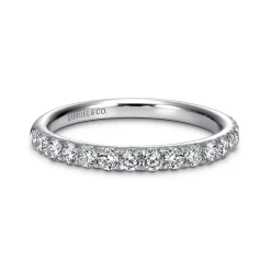 Sale Gabriel & Co. Nimes - 14K White Gold Fishtail Pave Diamond Wedding Band - 0.45 ct