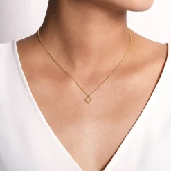 Gabriel & Co. Pendant Necklace Clover 14K Yellow Gold