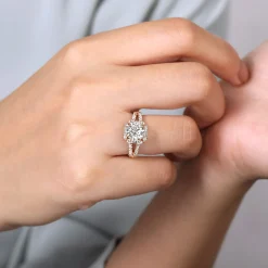 New Gabriel & Co. Rainier - 14K Rose Gold Cushion Halo Round Diamond Engagement Ring
