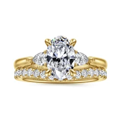 Sale Gabriel & Co. Reema - 14K Yellow Gold Oval Three Stone Lotus Diamond Engagement Ring
